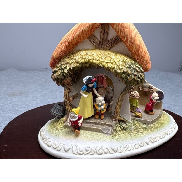 Snow White & Dwarfs Cottage Figurine Olszewski 2006 - Picture 3 of 12
